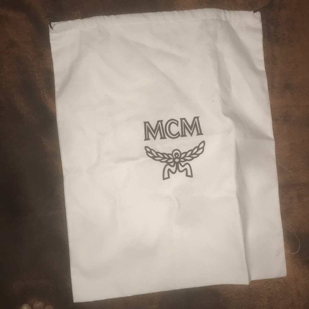 Mcm dust bag